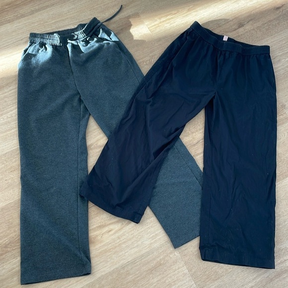 Bundle of 2 Pairs of Pants - Picture 1 of 4